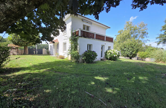 Maison familiale avec piscine — photo 3