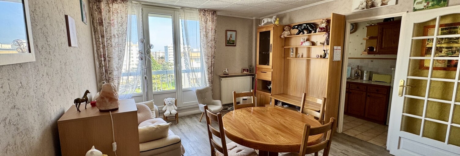 Appartement 1 Pièce 32 m² à vendre à Chilly-Mazarin (91380)