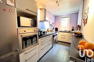 Appartement 4 pièces 169900 €