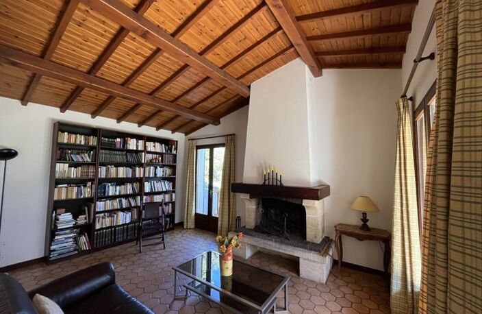 Pavillon de 7 pièces principales — photo 2