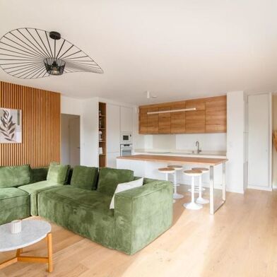 Appartement 4 pièces 399760 €