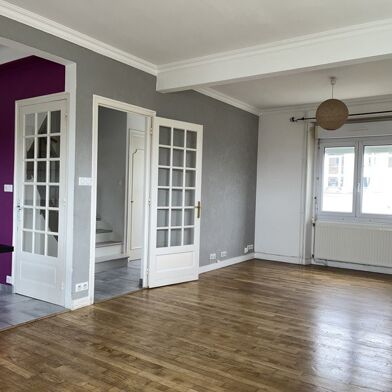 Maison 4 pièces 242820 €