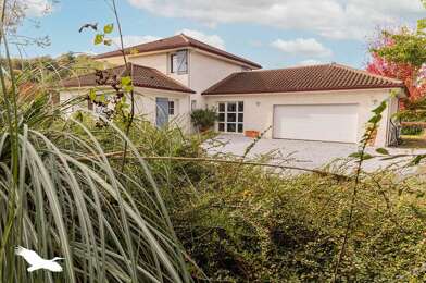 Maison 7 pièces 449000 €