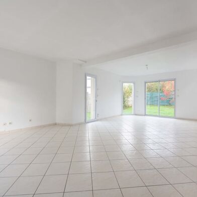 Maison 6 pièces 368916 €