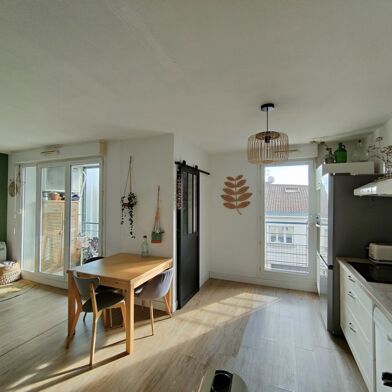 Appartement 3 pièces 274996 €