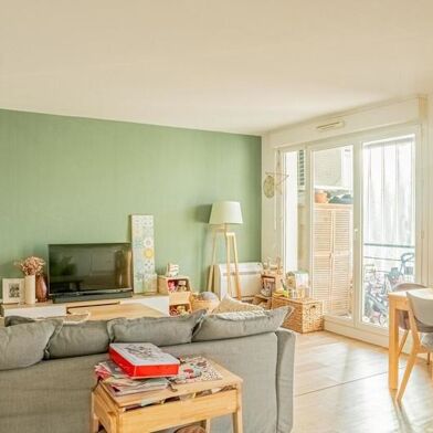 Appartement 3 pièces 274995 €