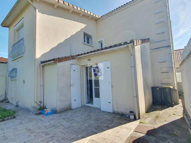 Soyaux, maison ancienne 3 ch, jardin — photo 1