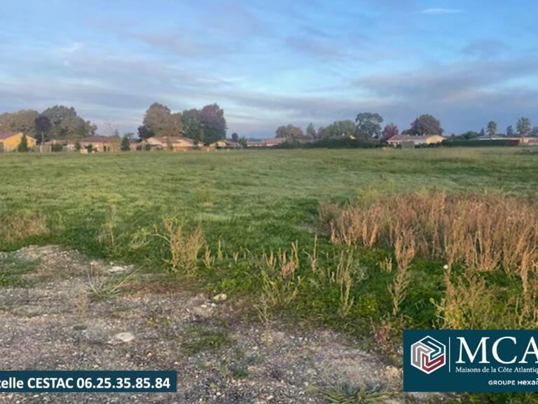 Terrain à bâtir à Saint-Sever (40500) — photo 1