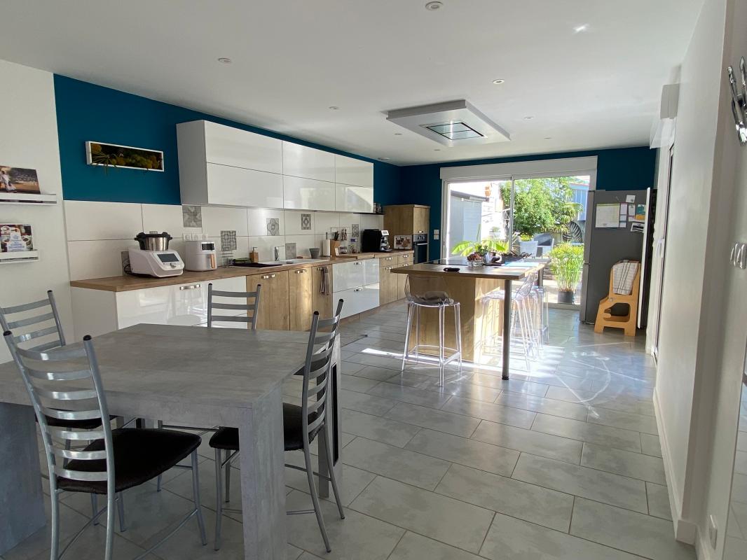 Villa / Maison  T5 à vendre Rochefort 17300