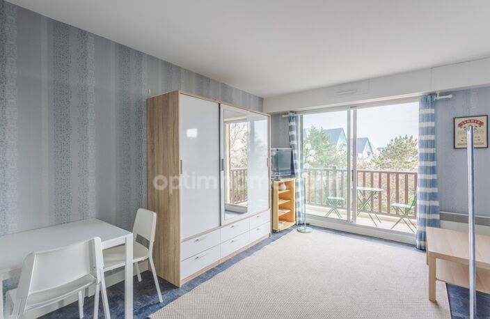 CABOURG PLAGE – Superbe Studio de 25.40 m2 - Terrasse plein sud et Parking – A 20 m de la mer - 2eme avec ascenseur! — photo 3