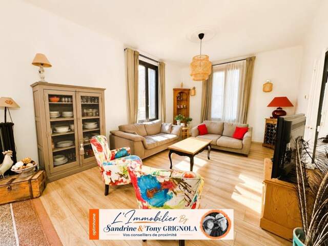 MAISON BOURGEOISE A VENDRE A LISIEUX (14100) – 250 M² – 10 PIECES – JARDIN – GARAGE — photo du bien