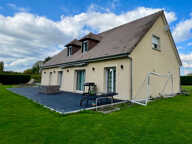LE PIN (14) -Maison contemporaine de 172 m² avec grand terrain — photo 2