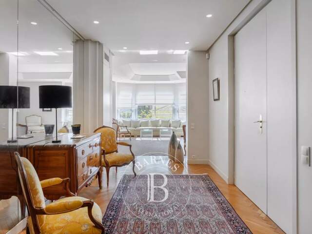 EXCLUSIVITE - VENTE 13008 - CARRE D'OR - APPARTEMENT 218 m² - CH — photo du bien