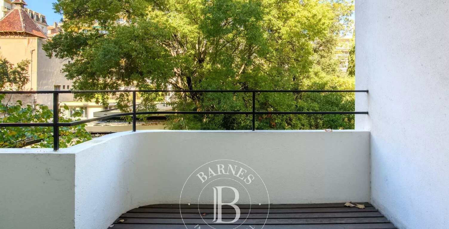 EXCLUSIVITE - VENTE 13008 - CARRE D'OR - APPARTEMENT 218 m² - CH — photo 1