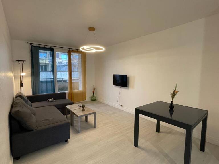 Appartement Hyper centre, 2 ch, grande terrasse — photo 1