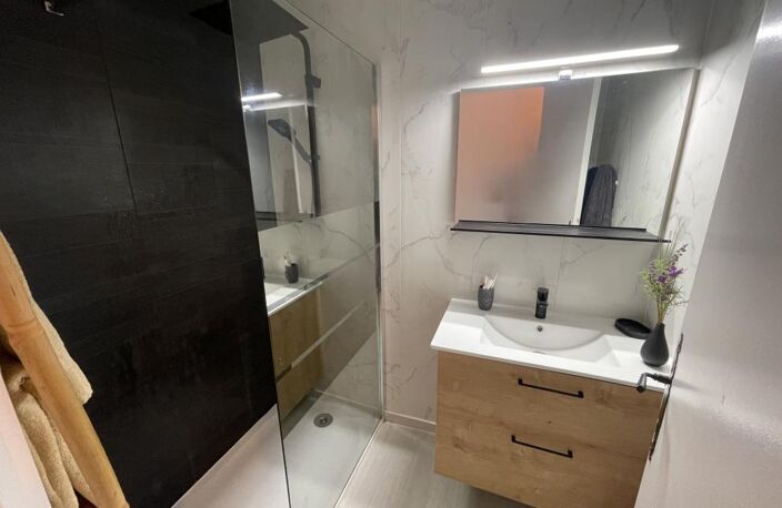 Appartement Hyper centre, 2 ch, grande terrasse — photo 2