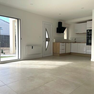 Appartement 4 pièces 219000 €