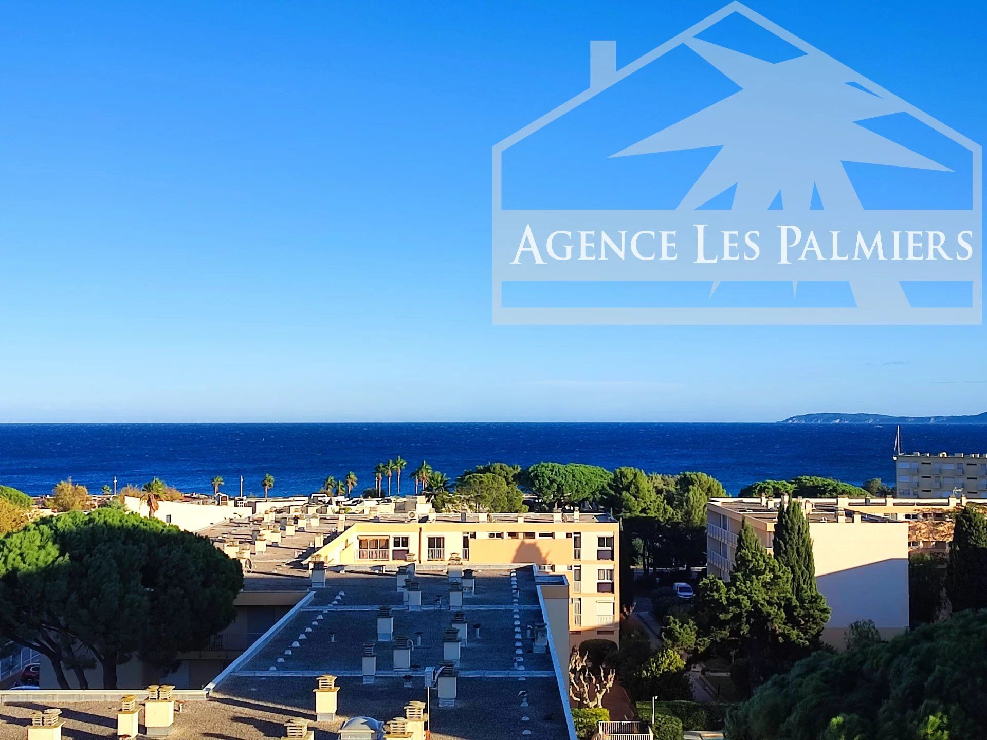 Appartement  T3 à vendre Lavandou (Le) 83980