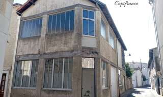 Bureau 3 Pièces 96 m² à vendre à Saint-Maixent-l'École (79400)