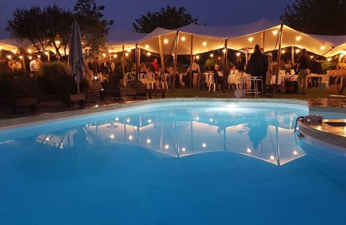 Domaine dans le Luberon - 2,6 ha - 1100 m2  - à vocation de tourisme de luxe et événementiel — photo 4
