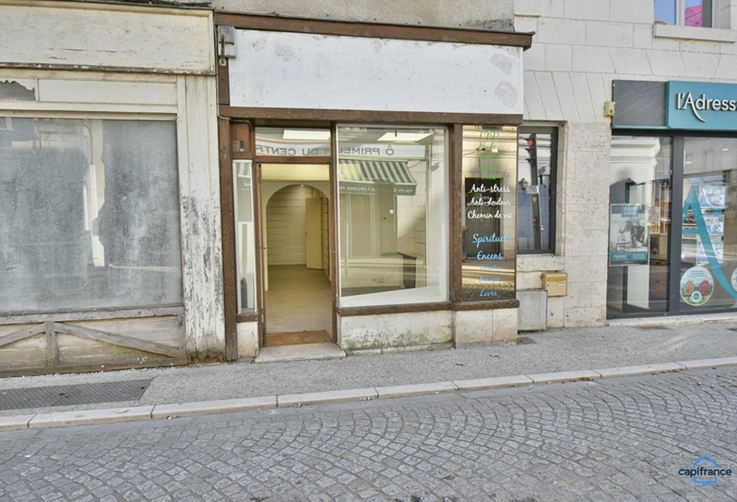 Local/bureau à vendre MONTRICHARD (41) — photo 1
