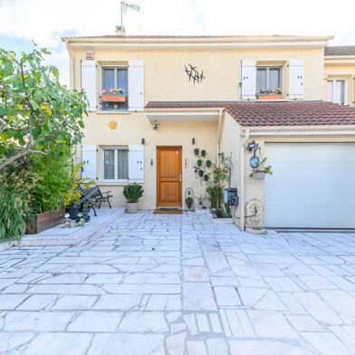 Maison 5 pièces 405000 €