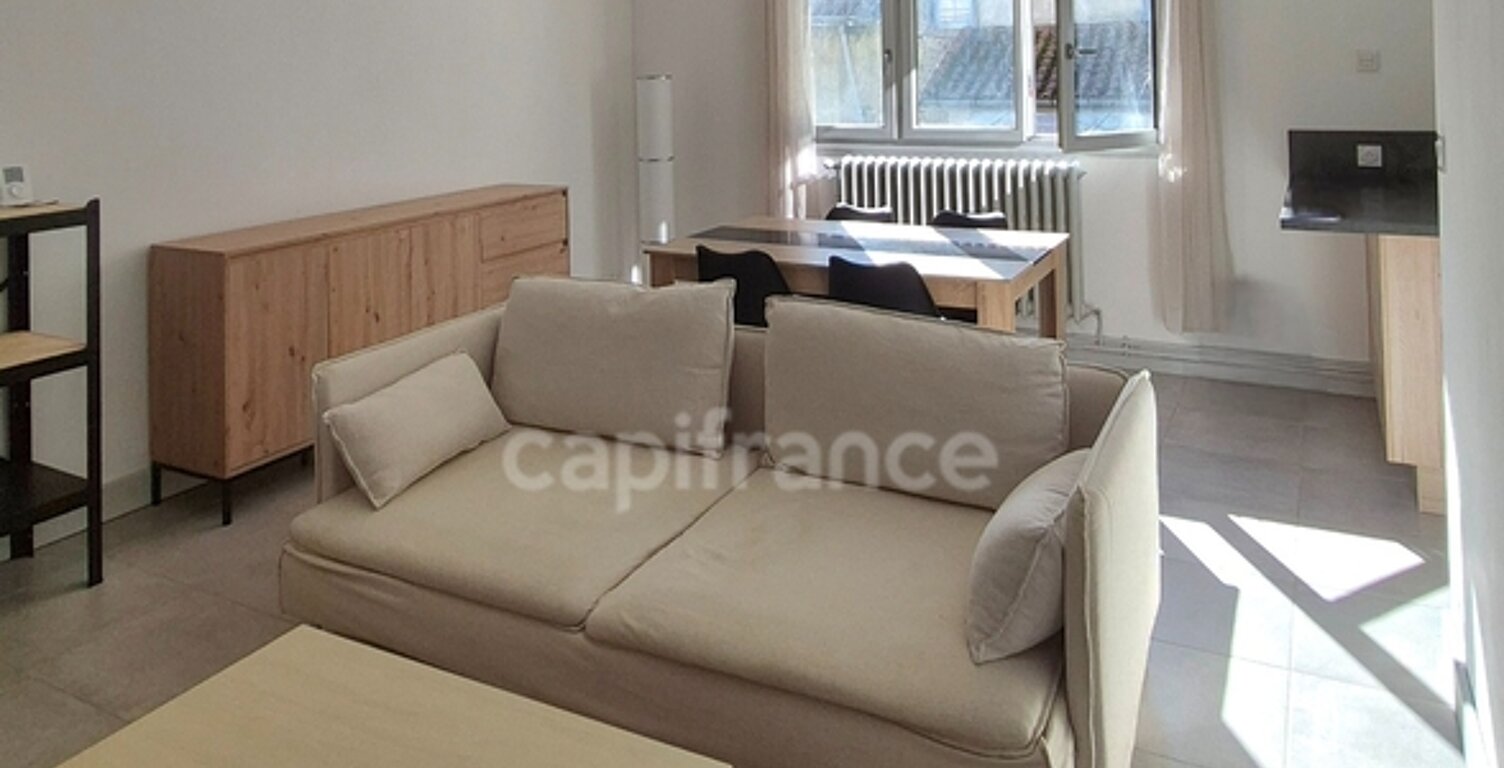 Superbe T3 de 72 m² entièrement rénové – Quartier Historique de Saint-Gaudens — photo 1