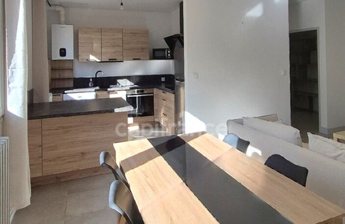 Superbe T3 de 72 m² entièrement rénové – Quartier Historique de Saint-Gaudens — photo 3