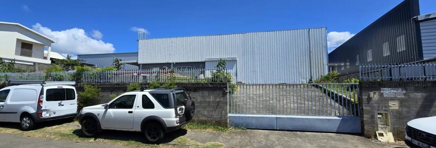 Local industriel 2 Pièces 456 m² à vendre à Sainte-Marie (97438)