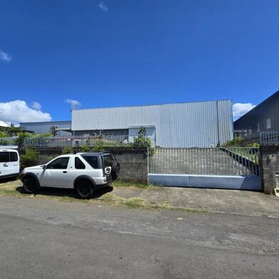 Local industriel 2 pièces 1070000 €