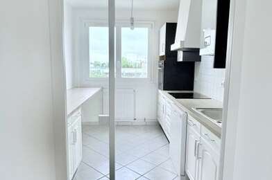 Appartement 4 pièces 1195 €