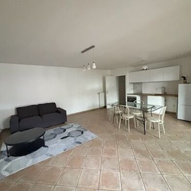 Appartement 1 pièces 890 €