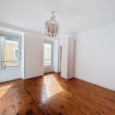 Appartement 3 pièces 168000 €