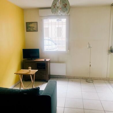 Appartement 1 pièces 700 €