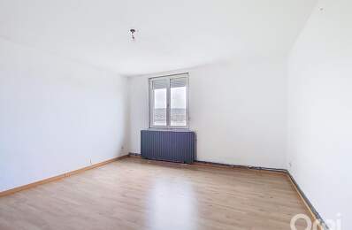 Appartement F4 de 79 m² à rénover Avenue de — photo du bien