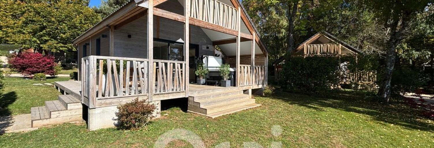 Immeuble  35 m² à vendre à Aydat (63970)