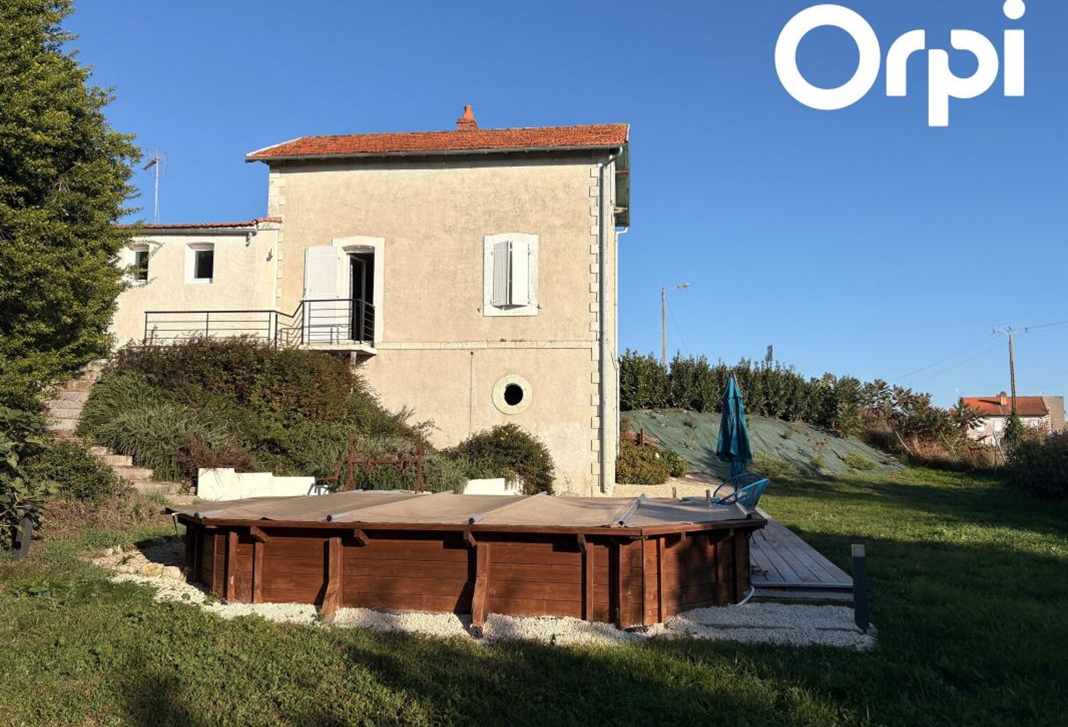 Maison 3 pièces - MARENNES — photo 1