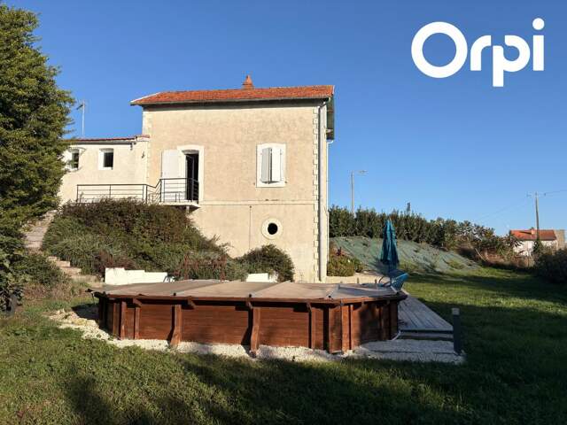 Maison 3 pièces - MARENNES — photo du bien