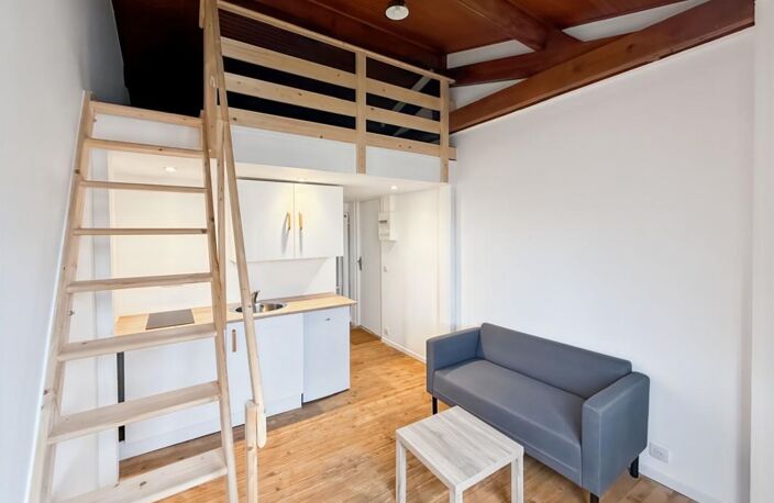 Appartement À Vendre Hyper Centre Reims — photo 2