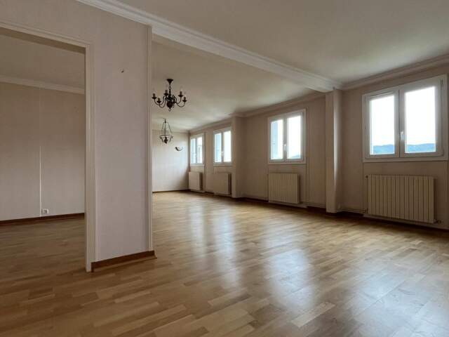 Appartement T4 de 146 m² dans résidence sécurisée — photo du bien