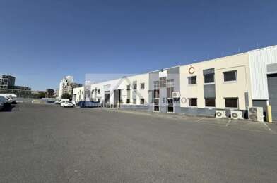 Local industriel  7380 €