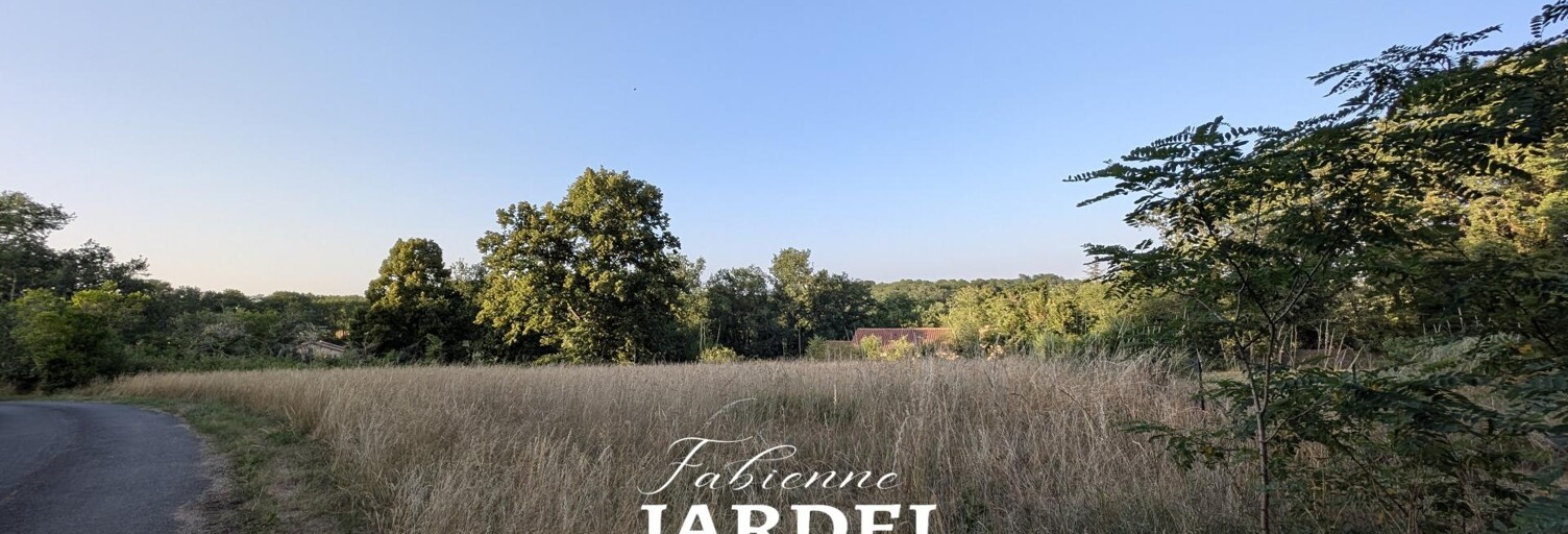 Terrain  2326 m² à vendre à Saint-Martial-de-Nabirat (24250)