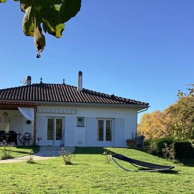 Maison 10 pièces 372000 €