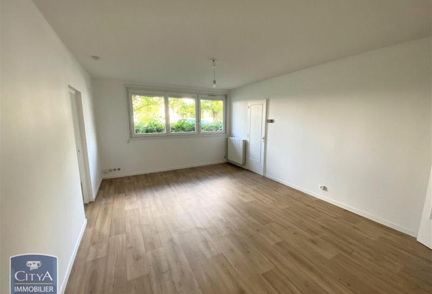 Location appartement 3 pièces 62 m² à Cholet (49300) — photo 1