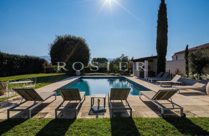 Exclusivité, maison avec piscine et vue sur le Luberon dans un q — photo 2
