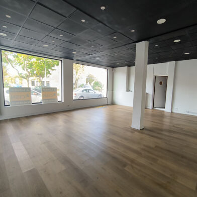 Commerce 5 pièces 1655 €