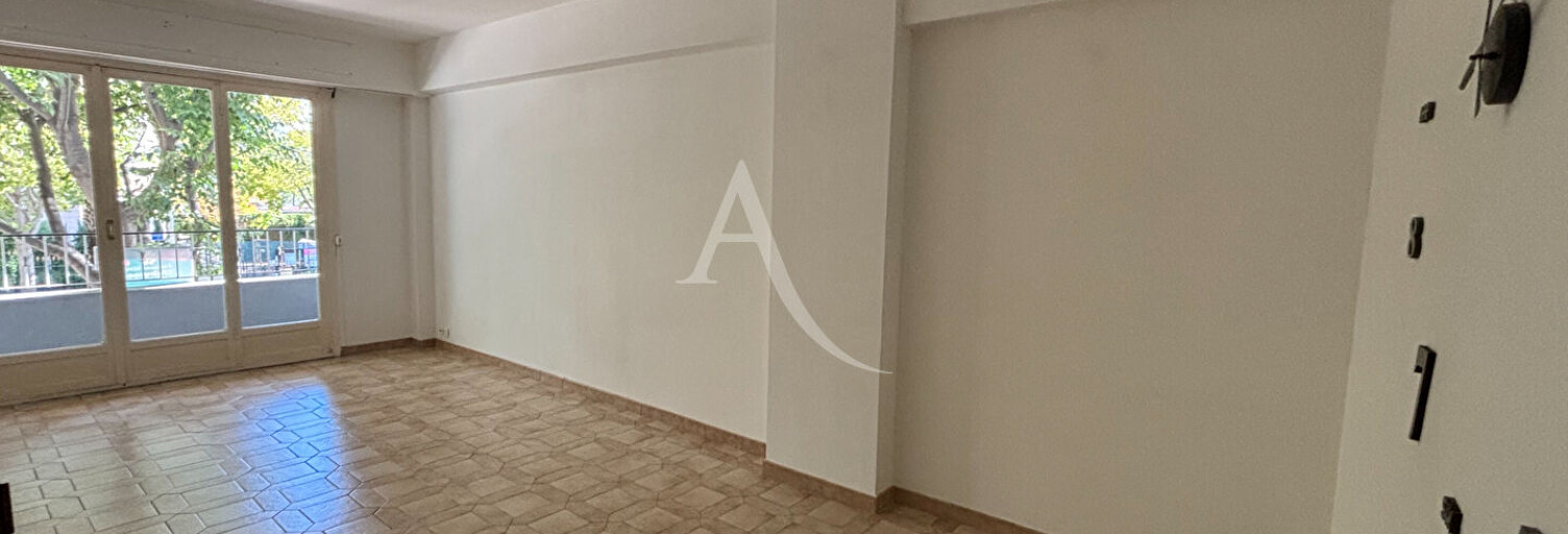 Appartement 3 Pièces 74 m² à louer à Nice (06100)