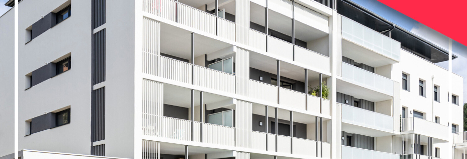 Garage   m² à louer à Voiron (38500)