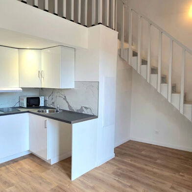 Appartement 2 pièces 880 €