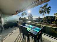 Super Cannes : Élégant 2 pièces avec terrasse et vue mer dans un — photo 4